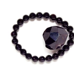 Armband mit Kraftstein-Perlen aus Granat