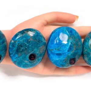 Kraftstein-Handschmeichler - blauer Apatit